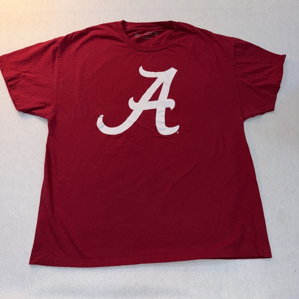 The Victory Men's‎ XL Alabama Crimson Tide Red "A" Logo Short Sleeve T-Shirt